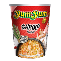 Instantní nudlová polévka YumYum s krevetovou příchutí 70 g - v kelímku